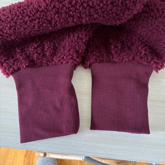 COS Oversized Teddy Fleece Sweatshirt Size XS Wool Blend Burgundy Crew Neck - Picture 13 of 13